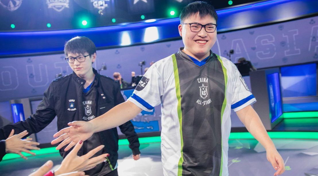 包含Uzi关键节点回归赛场,澳大利亚队带队取胜!的词条 包含Uzi关键节点回归赛场,澳大利亚队带队取胜!的词条