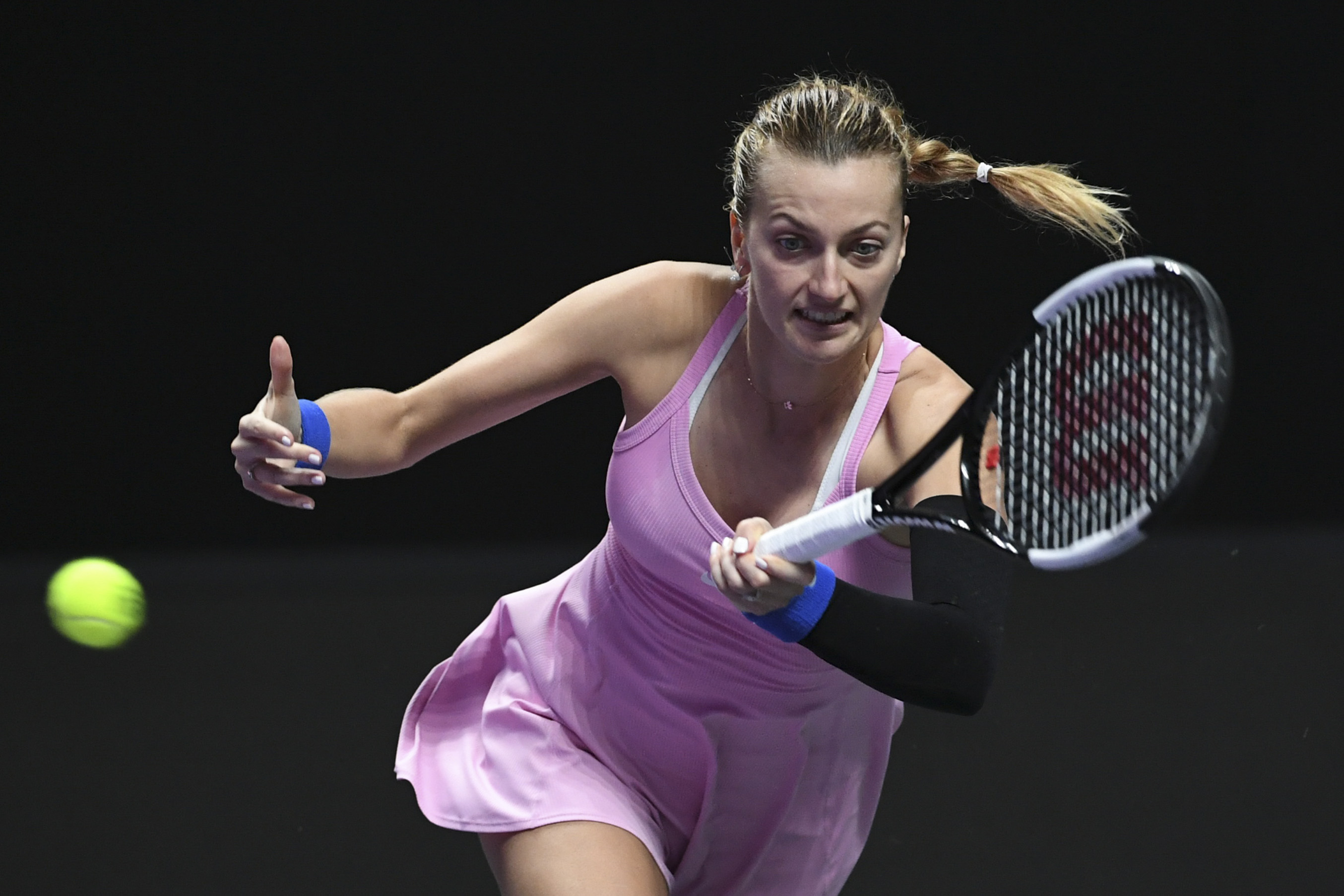 包含科维托娃连续十五场比赛得分超过突破纪录，曼联挑战极限！的词条